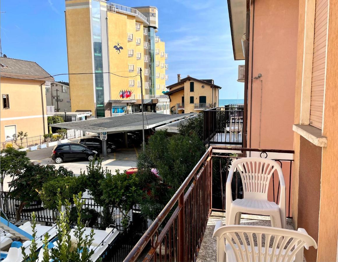 Appartamento Palma Carraro Immobiliare Jesolo - Family Apartments מראה חיצוני תמונה